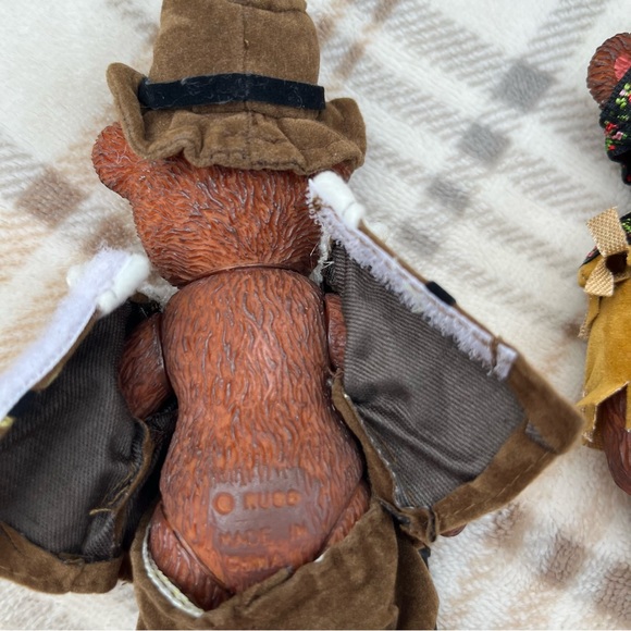 Russ Berrie Co. Thanksgiving Bears Pilgrim & Native American Moveable 1980’s - Picture 16 of 16